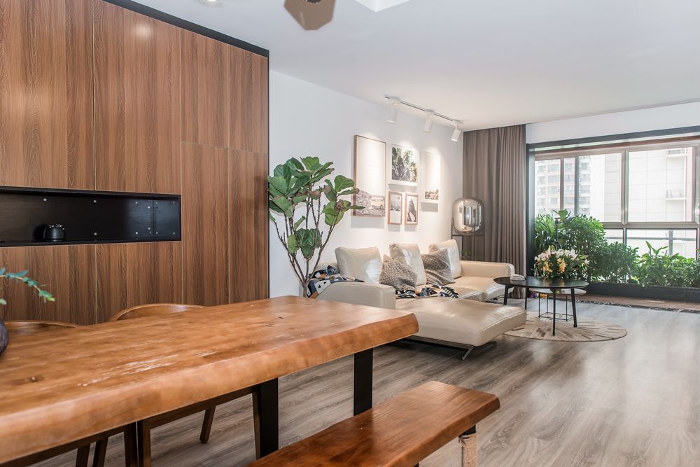 子蘭生活規(guī)劃師—文邱竹子